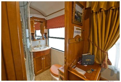 Suite mit Bad im Costa Verde Express
