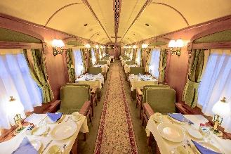 Speisewagen des Costa Verde Express